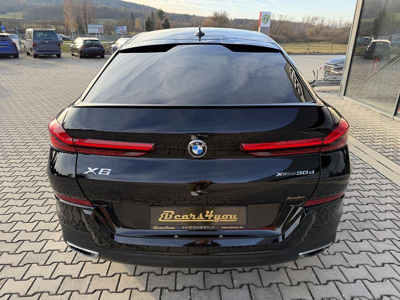 BMW X6 (2022) 30XD 210kW LASER TZ R20 CZ!!!! - fotka 8 z 45
