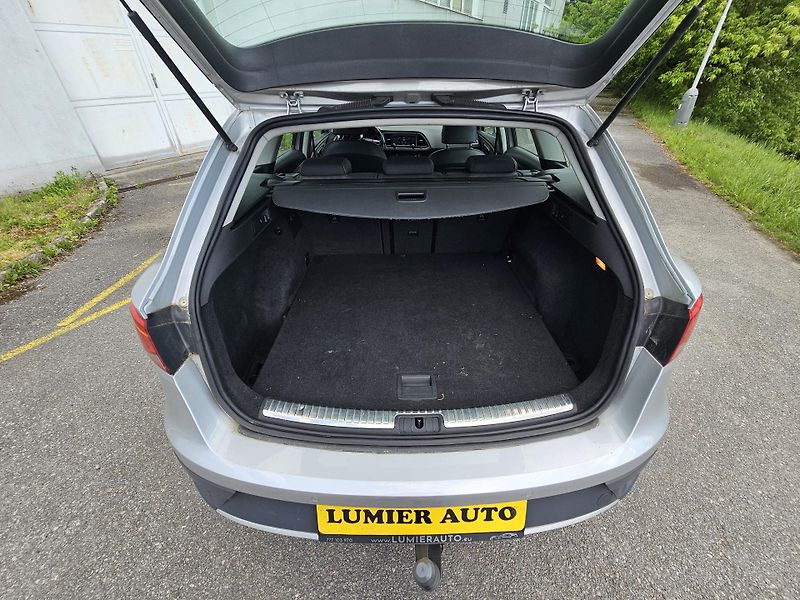Seat Leon (2015) 1.6TDI 4X4 TAŽNÉ  - fotka 17 z 17