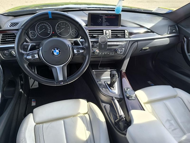 BMW Řada 3 (2014)  335i XDRIVE NOVE CR - fotka 19 z 22
