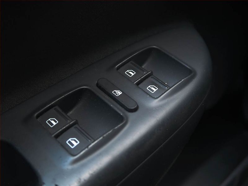 Škoda Octavia (2006) Ambiente 1.6, po STK - fotka 14 z 14