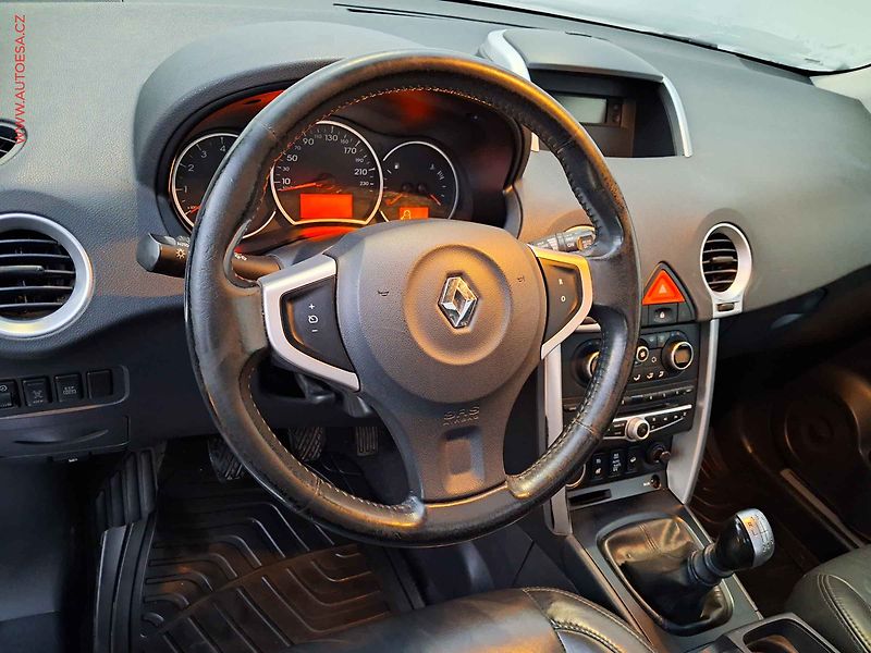 Renault Koleos (2008) 2.0dCi 4x4, Panor, xenon - fotka 12 z 15