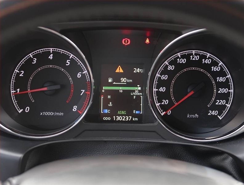 Mitsubishi ASX (2017) 1.6 MIVEC, Serv.kniha, Navi - fotka 11 z 20