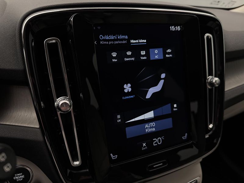 Volvo XC40 T5 AWD INSCRTIPTION REZERVACE - fotka 37 z 42