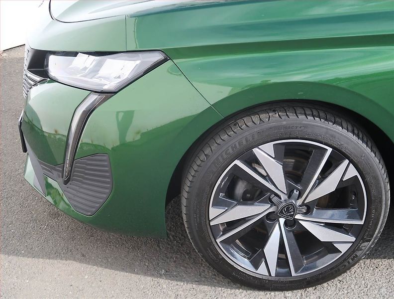 Peugeot 308 (2022) 1.2 PureTech, Serv.kniha, Kůže - fotka 15 z 23