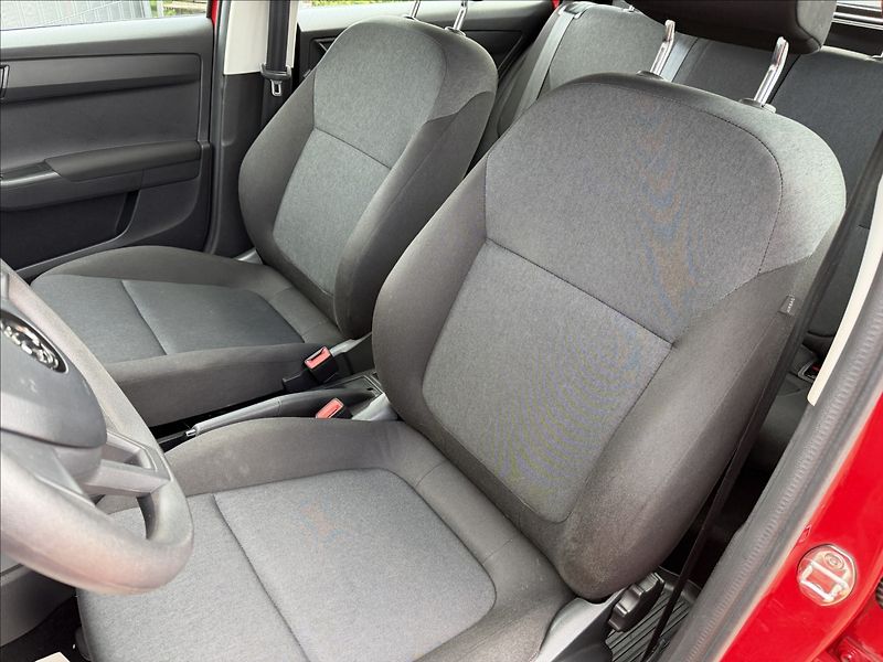 Škoda Fabia III 1.0 MPI Active - fotka 11 z 16