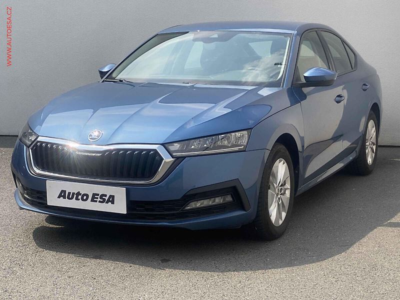 Škoda Octavia (2021) 2.0 TDi, ČR, Ambition, LED - fotka 3 z 16