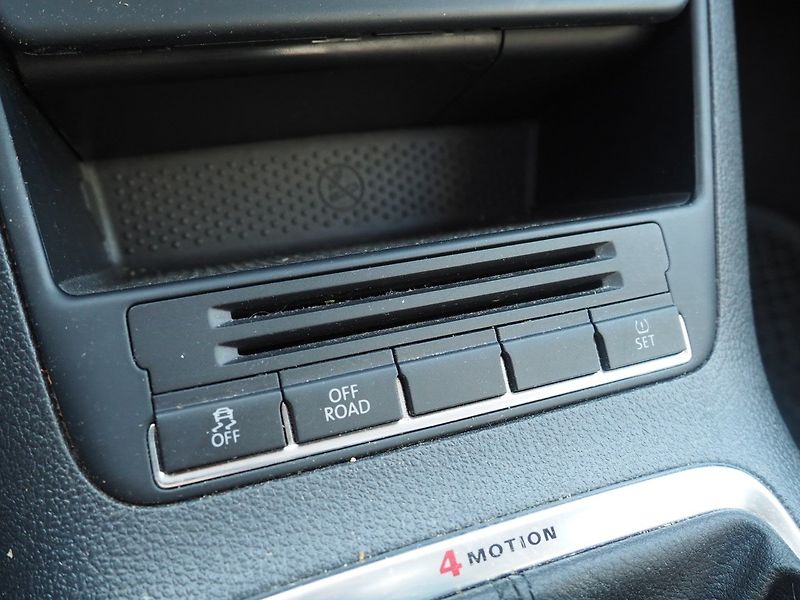Volkswagen Tiguan (2010) 1.4 TSI, 110kW, 4Motion - fotka 28 z 33