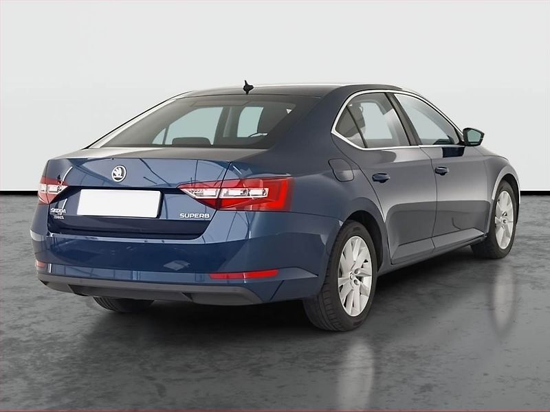 Škoda Superb (2017) Ambition 1.6 TDI, Navi, Xenony - fotka 5 z 23