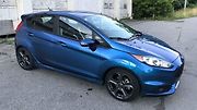 Ford Fiesta ST ve speciálním odstínu Liquid Blue.