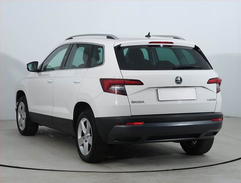 Škoda Karoq (2017) Style 1.5 TSI, Automat - fotka 4 z 21