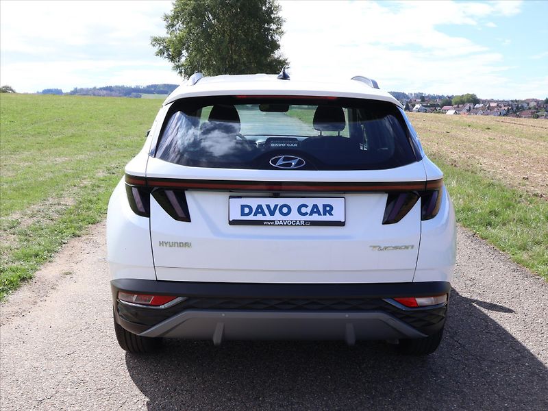 Hyundai Tucson 1,6 T-GDI 110 kW Smart DPH 1.M - fotka 6 z 29