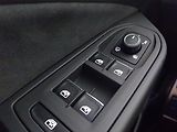 Volkswagen Golf (2024) R-Line 1.5 eTSI - náhled 13