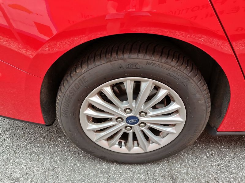 Ford Focus (2021) 2.0TDCi 110kw Titanium AUT - fotka 32 z 38