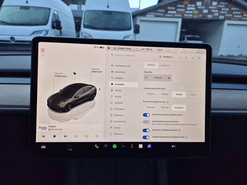 Tesla Model 3 LONG RANGE DUAL MOTOR SOH 94,5 - fotka 25 z 50