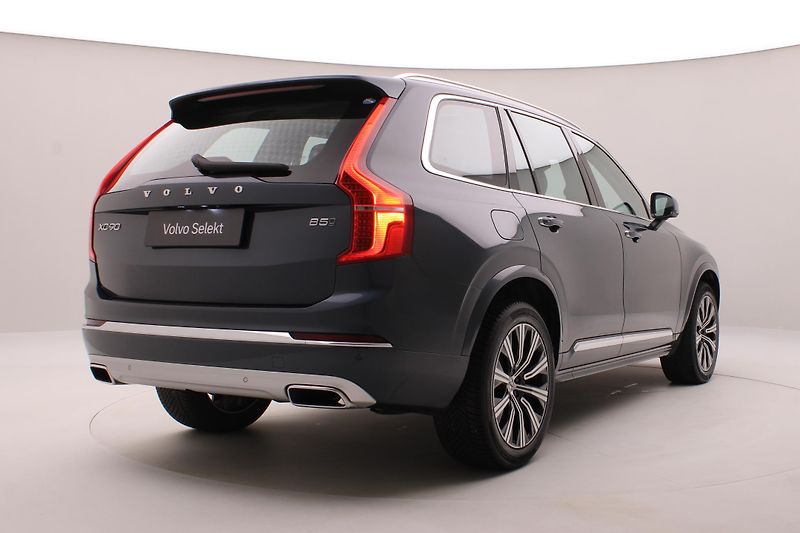 Volvo XC90 B5 AWD INSCRIPTION REZERVACE - fotka 12 z 46