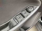 Ford Focus (2012) 1.6 TDCi, AC, xenon - náhled 13