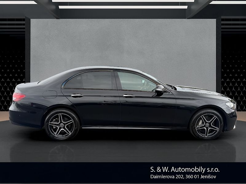 Mercedes-Benz Třídy E E 300de 4MATIC - fotka 4 z 39