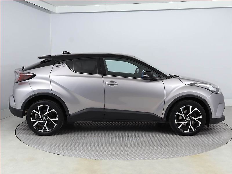 Toyota C-HR (2017) 1.2 Turbo, Automat, Navi - fotka 6 z 20