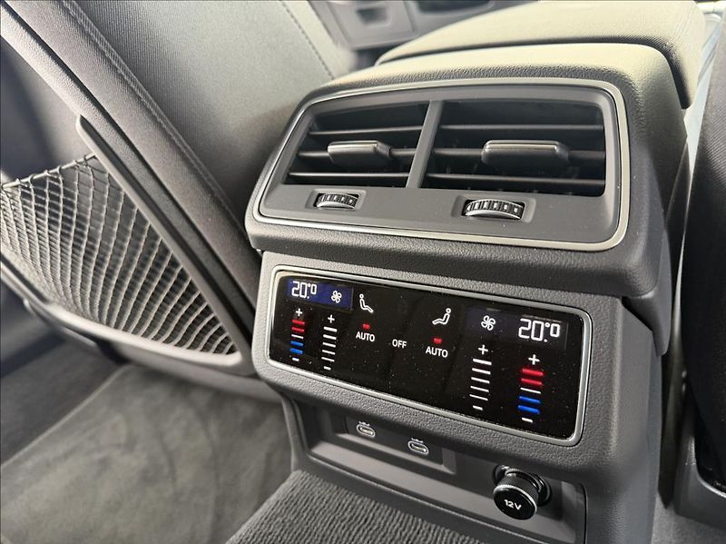 Audi A6 Avant 2,0 40TDI, Virtual, Quat - fotka 31 z 33