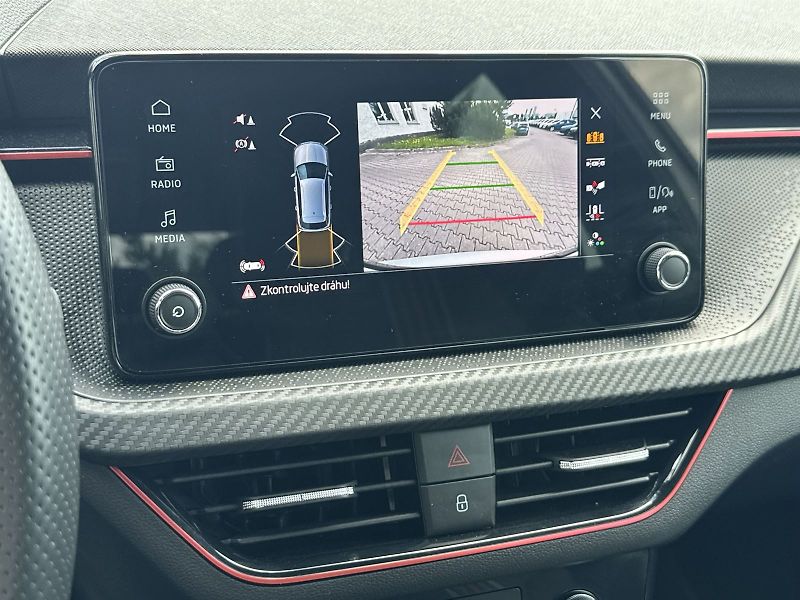 Škoda Kamiq (2025) 1.5 TSI DSG Monte Carlo - fotka 18 z 34