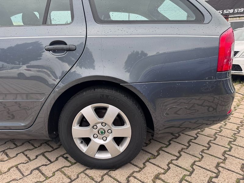 Škoda Octavia (2010) 1,4 TSI 90 KW TAŽNÉ KOLA - fotka 14 z 50