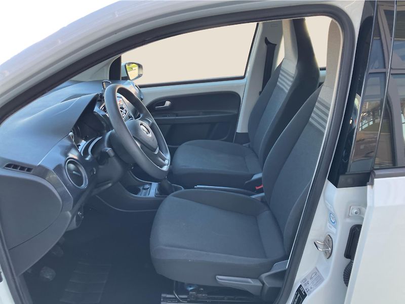 Volkswagen up! 1.0 MPI 48 kW KLIMA - fotka 11 z 30