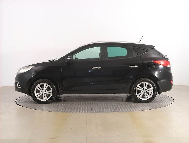 Hyundai ix35 (2011) 2.0 CRDi, 4X4, Serv.kniha - fotka 3 z 19