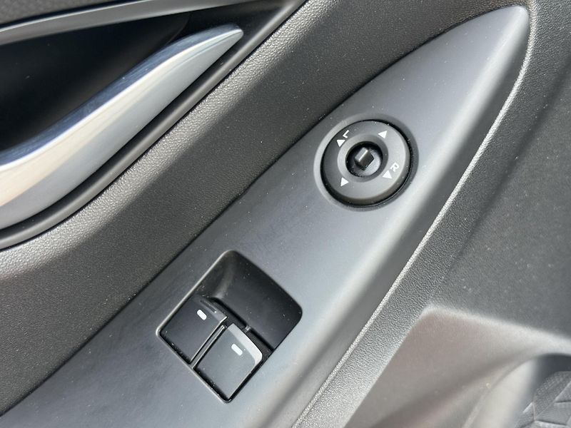 Hyundai ix20 1.6i ČR 1.majitel - fotka 16 z 23