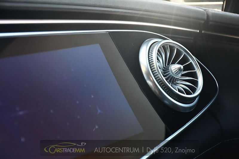 Mercedes-Benz EQS 450 AMG 4MATIC - fotka 38 z 64