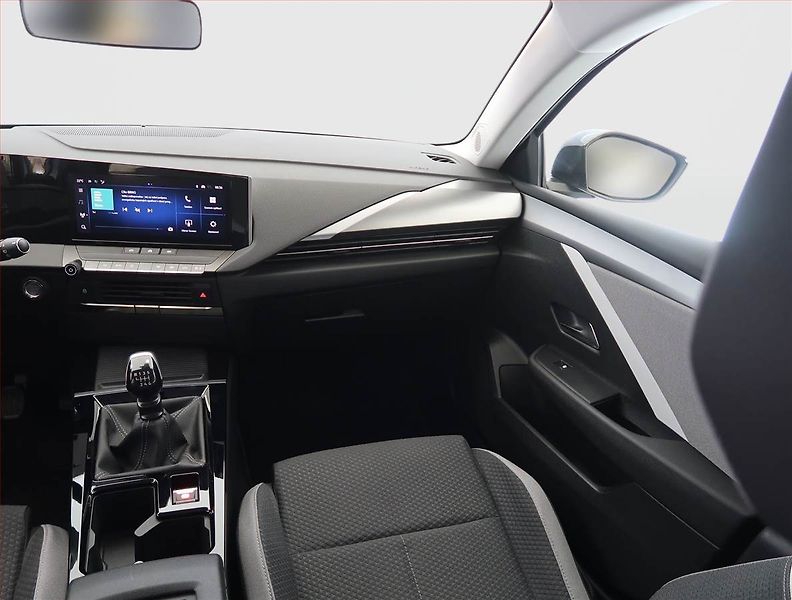 Opel Astra (2024) Edition 1.2 Turbo, digi klima - fotka 8 z 22