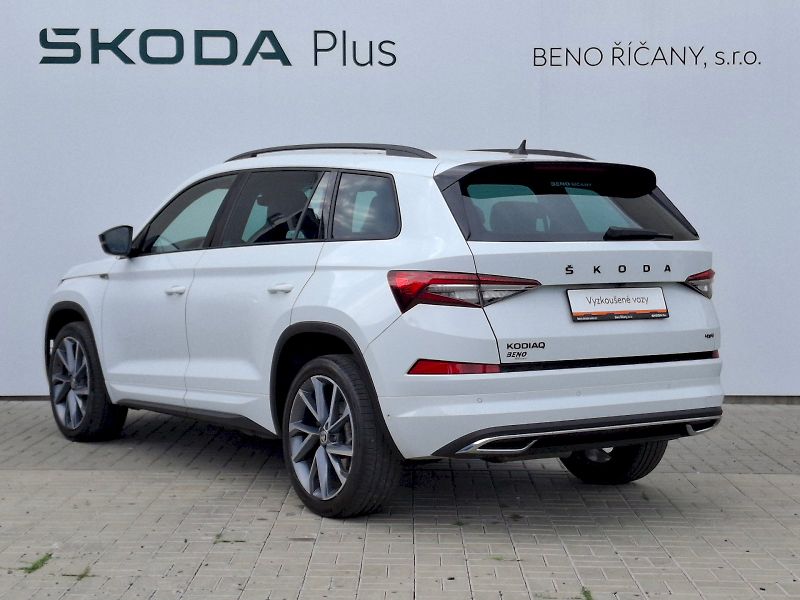 Škoda Kodiaq (2022) SportLine DSG 4x4 2,0TDi 147kW - fotka 12 z 35