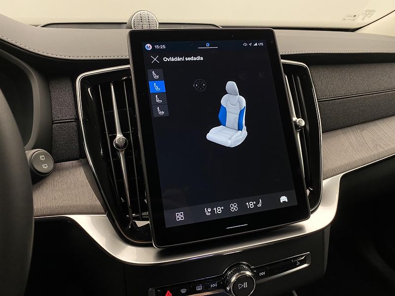 Volvo XC90 (2026) T8 AWD Plug-in BRIGHT PLUS 7m - fotka 69 z 73