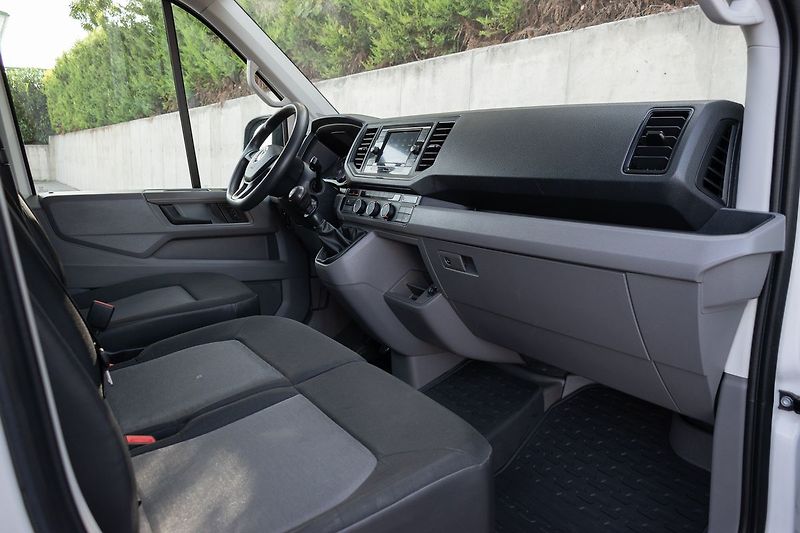 Volkswagen Crafter 2.0 TDI 103kW L2H2 KAMERA*DPH* - fotka 12 z 23