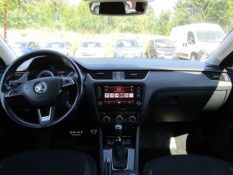 Škoda Octavia (2017) 2.0 TDi 4x4, Scout, DSG - fotka 10 z 15