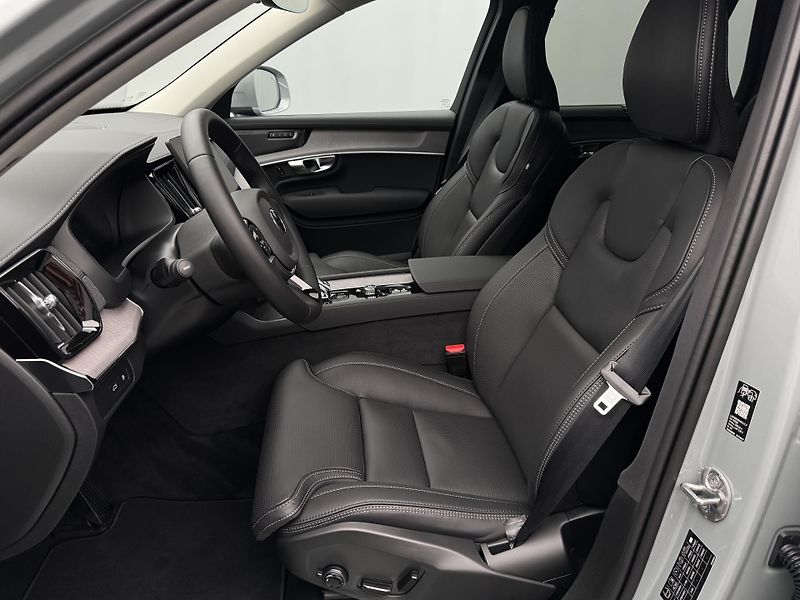 Volvo XC90 (2026) T8 AWD Plug-in BRIGHT PLUS 7m - fotka 3 z 25