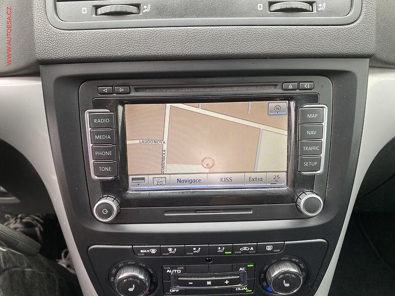 Škoda Yeti (2011) 1.2 TSi, Ambition, navi, - fotka 17 z 19