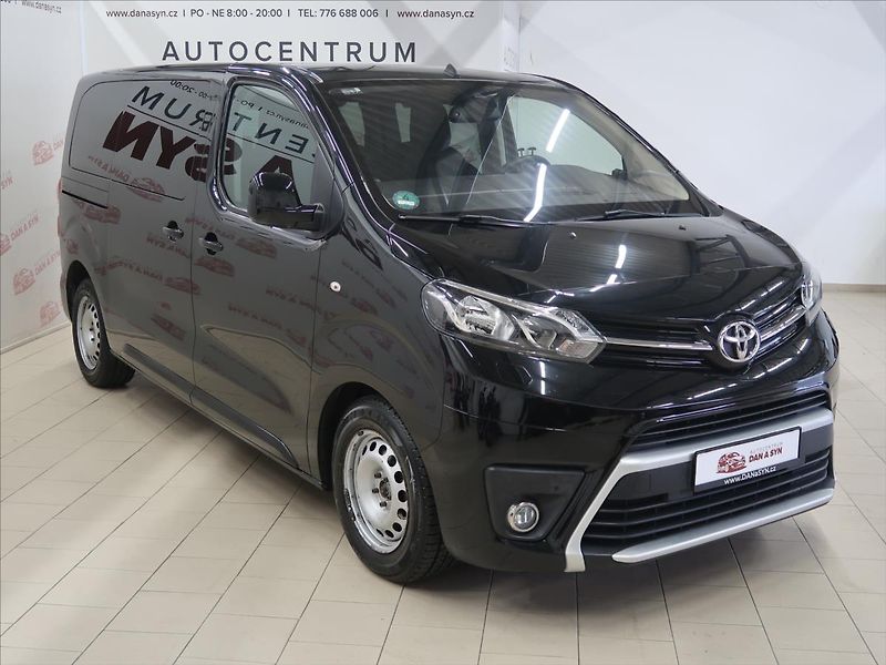Toyota ProAce Verso 2,0 D-4D Family 1.maj. 8 míst - fotka 3 z 37