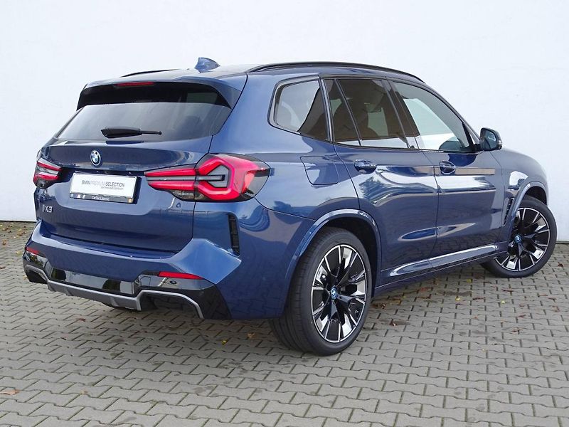 BMW iX3 M Sport - fotka 3 z 7