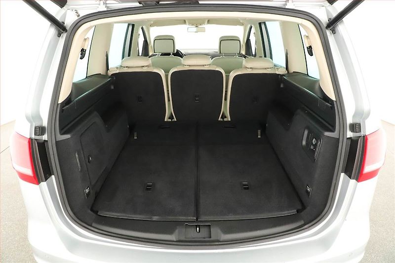 Volkswagen Sharan (2013) 2.0 TDI, Automat, 7 míst, Kůže - fotka 19 z 19