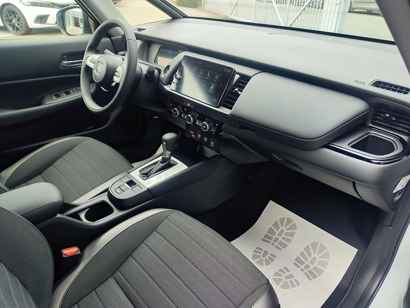 Honda Jazz (2026) CROSSTAR 1.5:eHEV SKLADEM - fotka 4 z 16