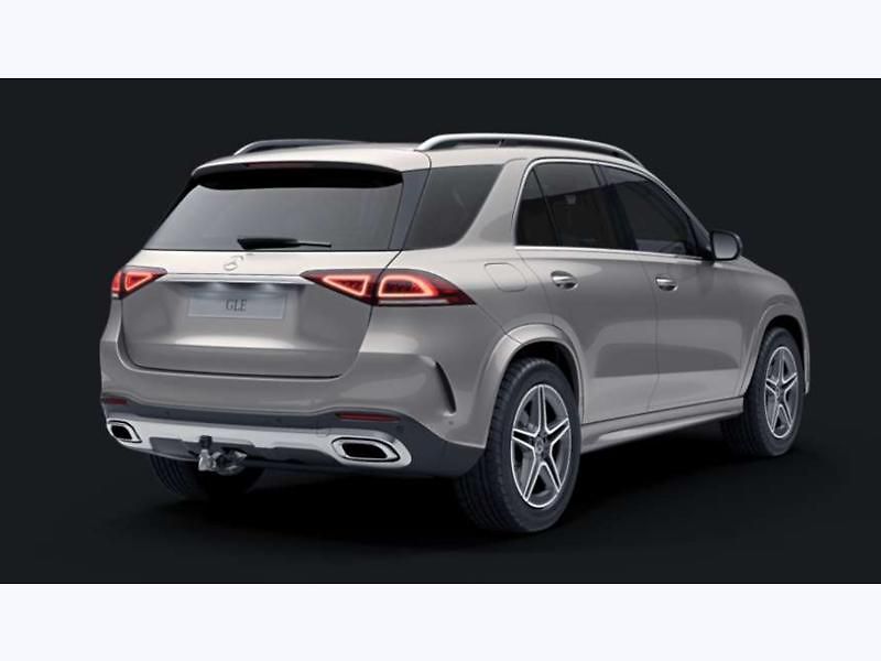 Mercedes-Benz GLE 400d 4MATIC AMG Line - fotka 2 z 3