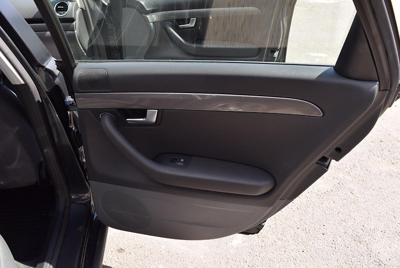 Seat Exeo (2010) 2.0TDI 88kw REFERENCE VÝHŘEVY - fotka 37 z 44