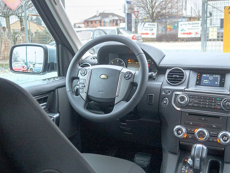 Land Rover Discovery (2009) 3.0D 180KW 4x4 – PO ROZVODECH - fotka 16 z 59
