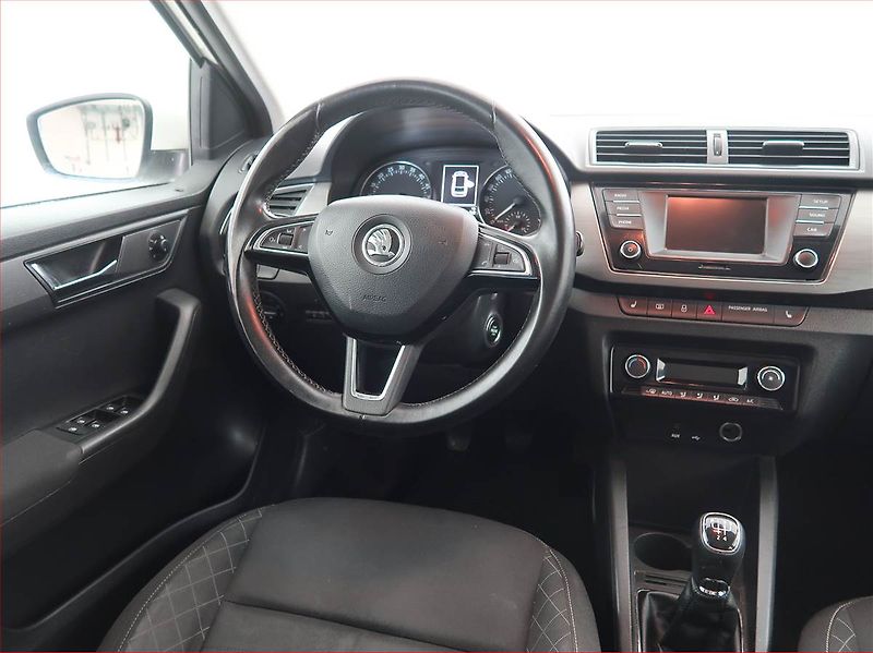 Škoda Fabia (2015) Style 1.4 TDI, po STK - fotka 7 z 20