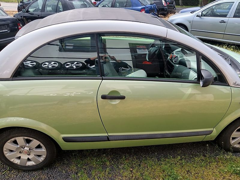 Citroën C3 1.4i Pluriel Cabrio - fotka 6 z 20