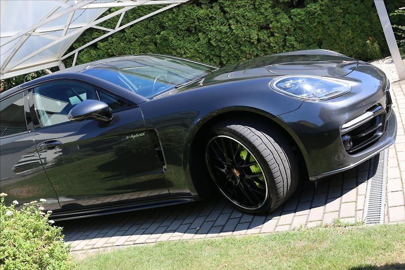 Porsche Panamera 2,9 343KW, DPH, ČR,4 E-HYBRID - fotka 10 z 77