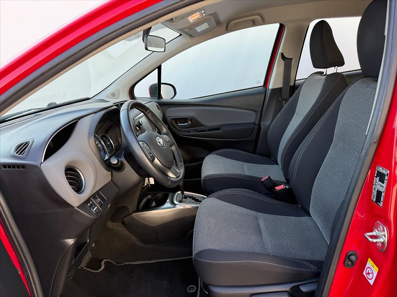 Toyota Yaris 1,5 Trend, Hybrid - fotka 8 z 20