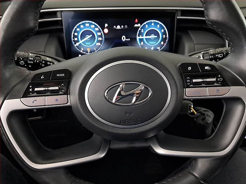 Hyundai Tucson (2023) 1.6 T-GDI 48V MHEV - fotka 17 z 19