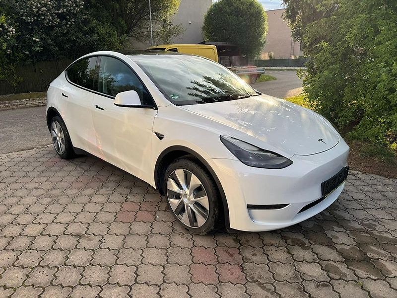 Tesla Model Y PODĚBRADY LR DM   91% - fotka 3 z 44