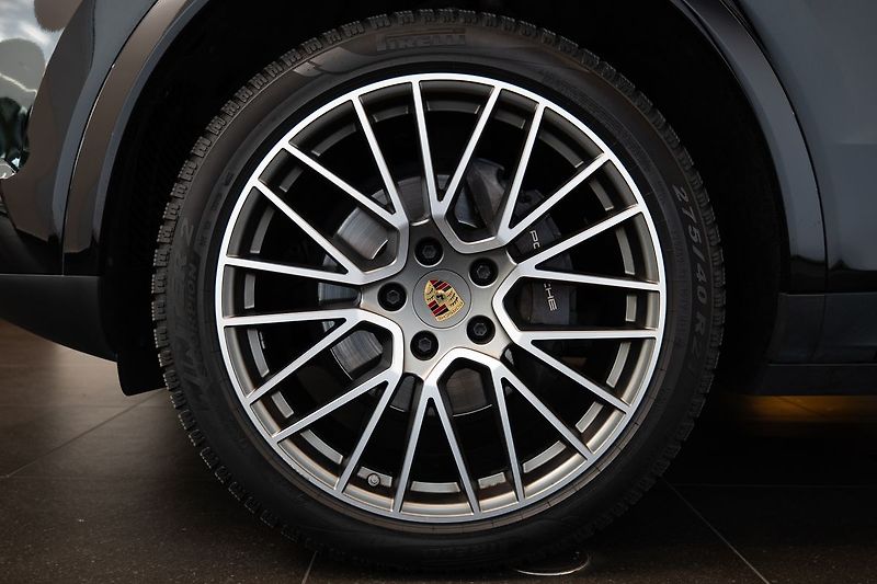 Porsche Cayenne Platinum Edition/Záruka/Bose - fotka 25 z 27